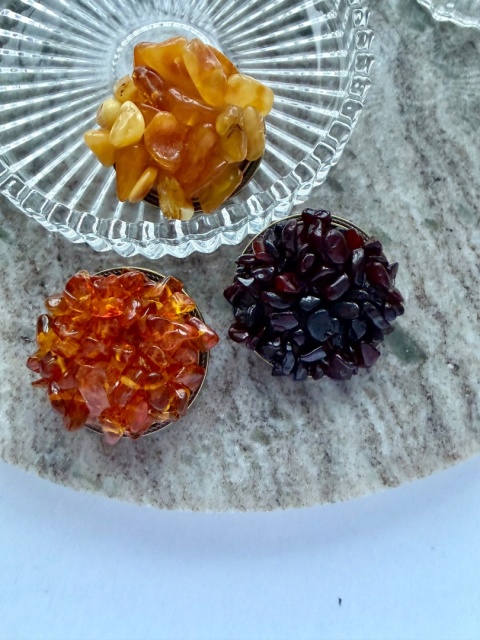 Broszki AMBER ESSENCE